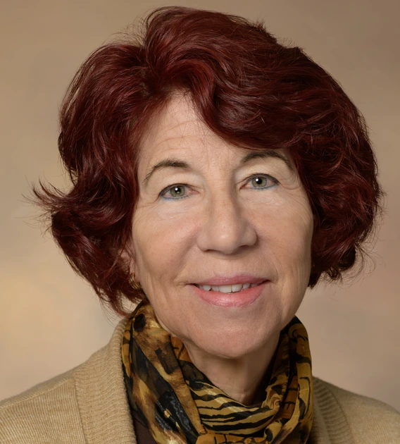 Iris Yost